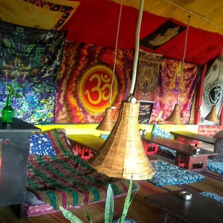 Om Shanti Om Homestay Hampi Bagian luar foto