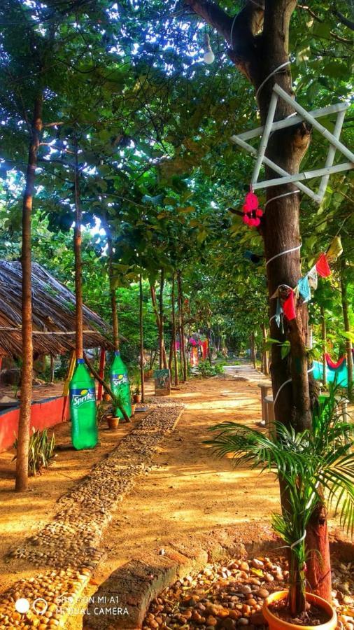 Om Shanti Om Homestay Hampi Bagian luar foto